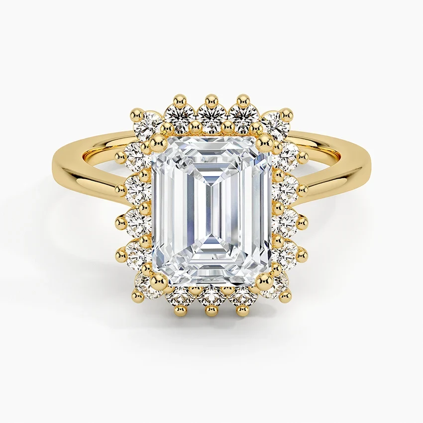 Liubov Vintage Accents (Round Side Stones) Lab Diamond Ring in 18K Gold - Emerald