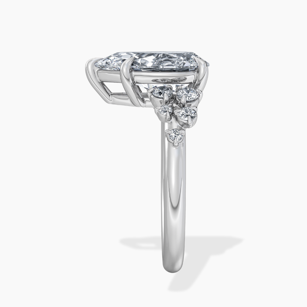 Mia Accents (Round Sides) Pear Lab Grown Diamond Engagement Ring in 18K Gold