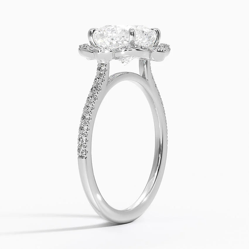 Nelly Vintage Accents (Round Side Stones) Lab Diamond Ring in 18K Gold - Cushion