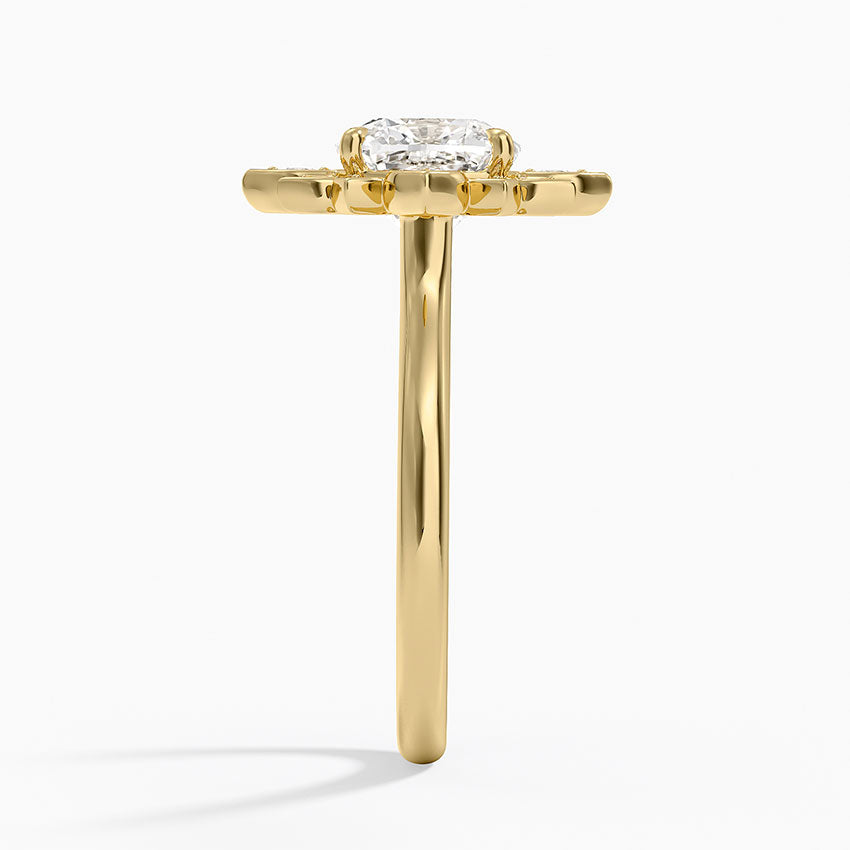 Liebe Vintage Accents (Round Side Stones) Lab Diamond Ring in 18K Gold - Cushion