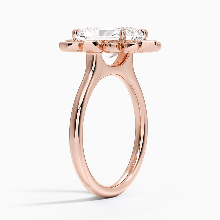 Liebe Vintage Accents (Round Side Stones) Lab Diamond Ring in 18K Gold - Radiant