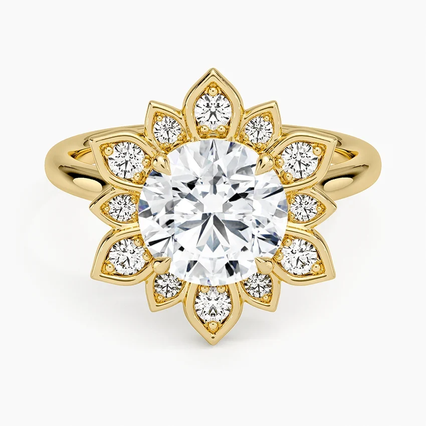 Liebe Vintage Accents (Round Side Stones) Lab Diamond Ring in 18K Gold - Round