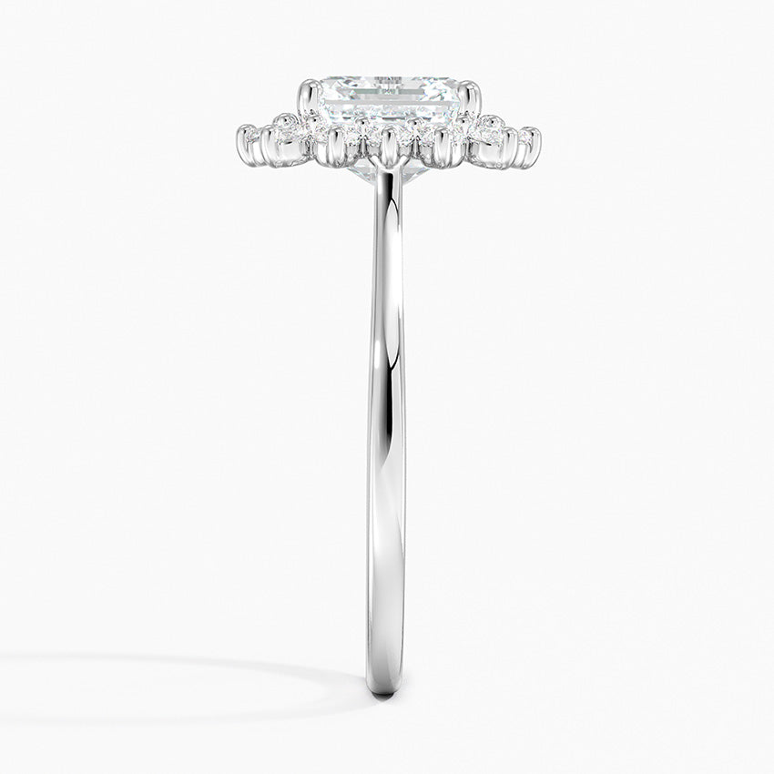 Liubov Vintage Accents (Round Side Stones) Lab Diamond Ring in 18K Gold - Asscher
