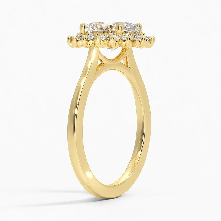 Liubov Vintage Accents (Round Side Stones) Lab Diamond Ring in 18K Gold - Oval