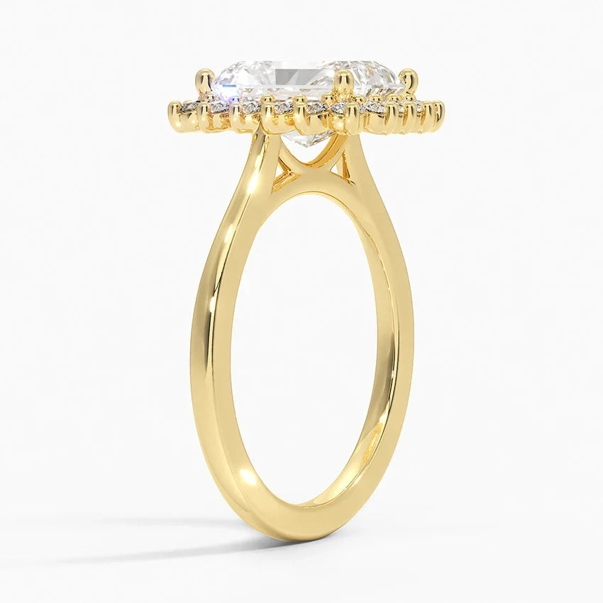 Liubov Vintage Accents (Round Side Stones) Lab Diamond Ring in 18K Gold - Radiant
