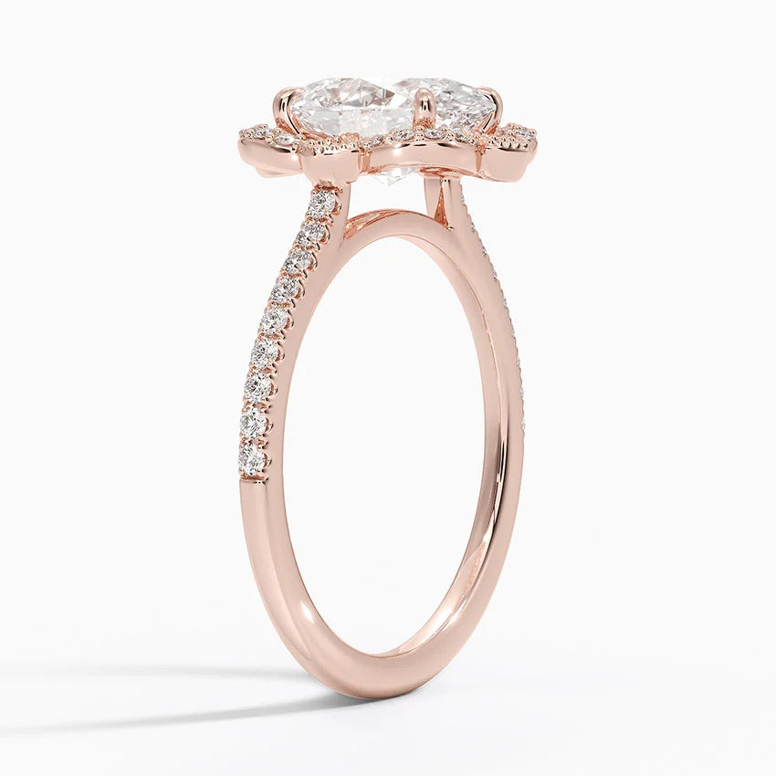 Nelly Vintage Accents (Round Side Stones) Lab Diamond Ring in 18K Gold - Oval